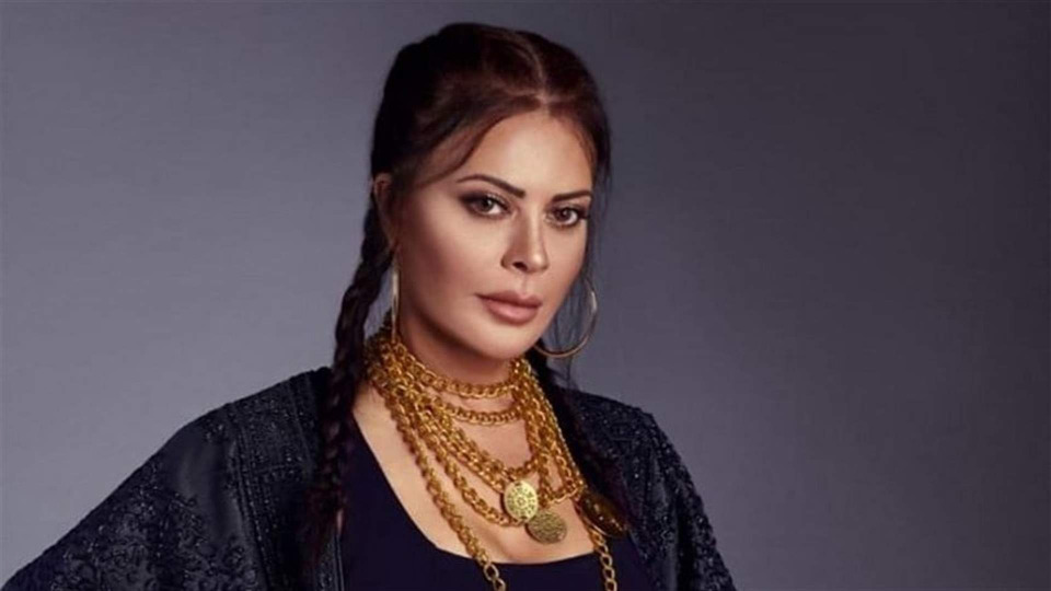 كارمن لبس: بلد مش ماشي، بس ماشي