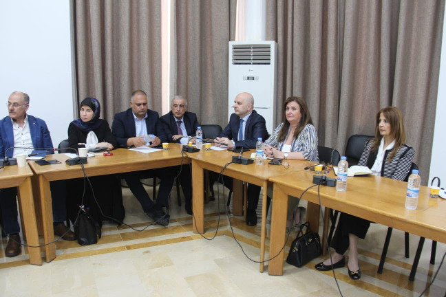 مسعد: الحفاظ على القطاع الصحي هو مسؤولية وطنية جامعة ودعم المستشفيات والعاملين أولوية