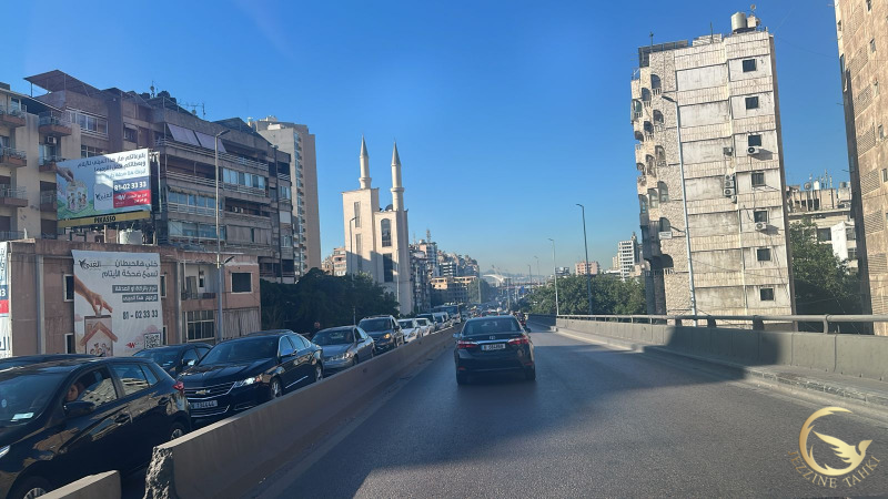زحمة سير خانقة من الكولا باتجاه نفق سليم سلام بسبب حادث بين سيارة ودراجة نارية