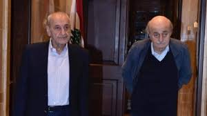 وليد جنبلاط سيصل بعد قليل إلى عين التينة للقاء نبيه بري