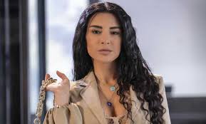 (بالفيديو)- ماغي بو غصن: دعونا نقوم بلقطة مجنونة...