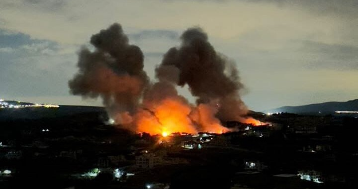 جيش العدو نفذ تفجيرا كبيرا داخل ميس الجبل تزامنا مع سماع تحركات كثيفة لآلياته