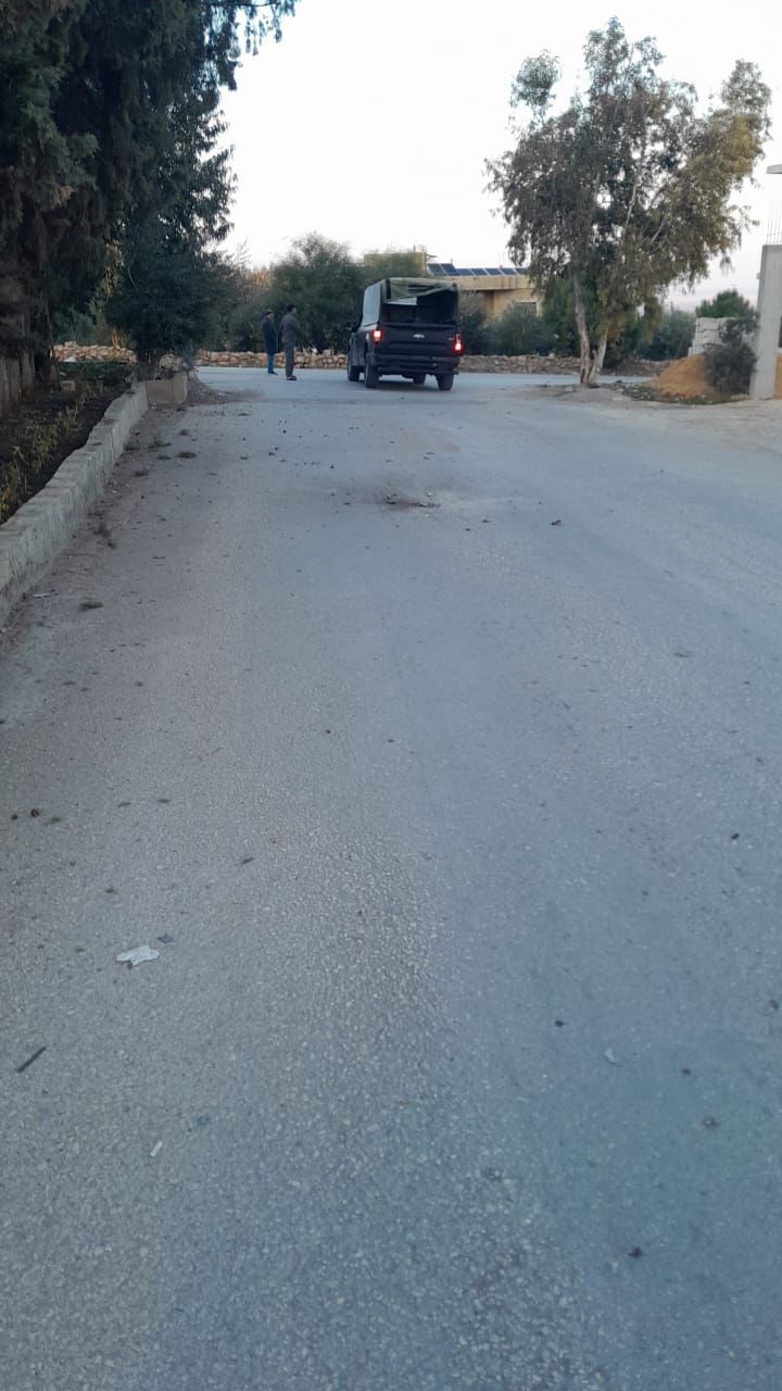 الحدث: المستهدف بالغارة الإسرائيلية في الهرمل شرق لبنان هو عنصر من حزب الله يدعى "مهدي شاهين"