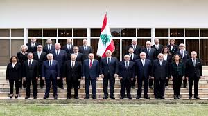 وزراء القوات طالبوا بوضع روزنامة لسحب سلاح حزب الله والباقون لم يعترضوا