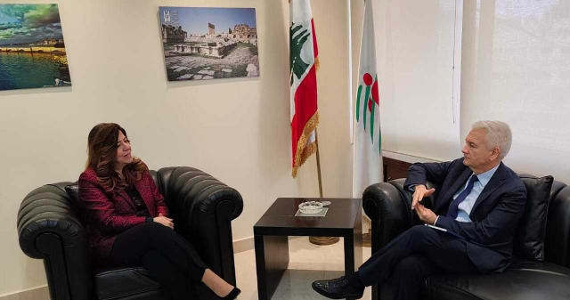 بايراقداريان ناقشت مع سفير ايطاليا أوجه التعاون الرياضي