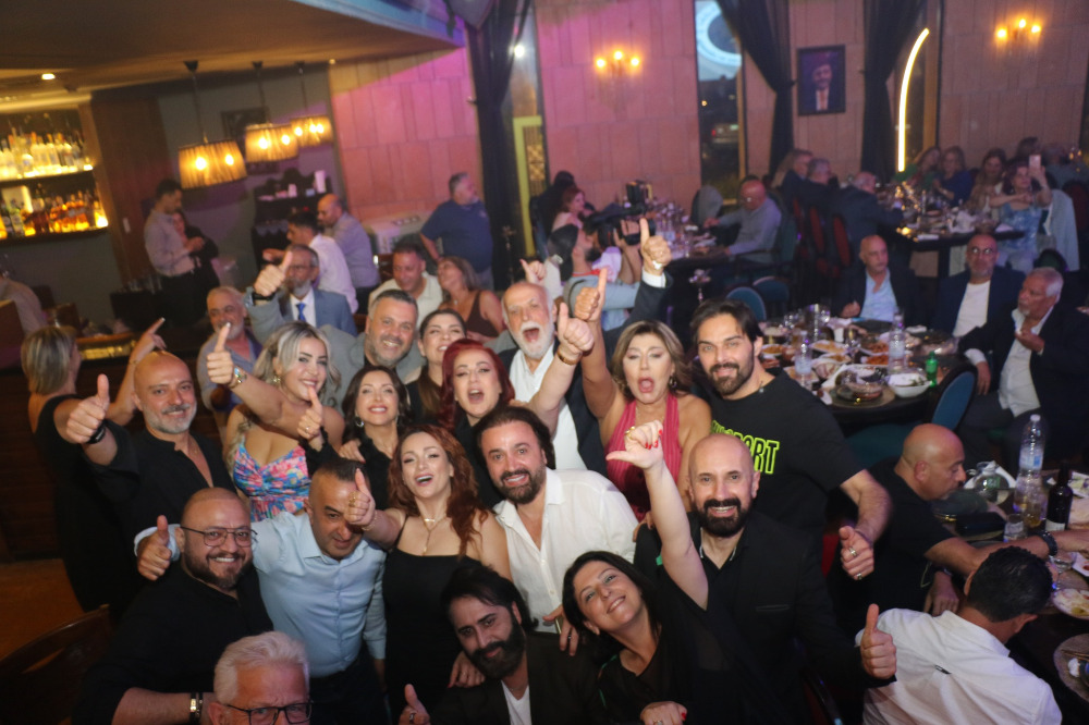 عشاء نقابة الممثلين بعدسة فريال نعمة وبول أبي حيدر