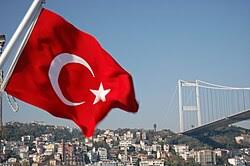 أردوغان خلال اتصال هاتفي بسلطان عُمان: المنطقة لا تحتمل حربا جديدة