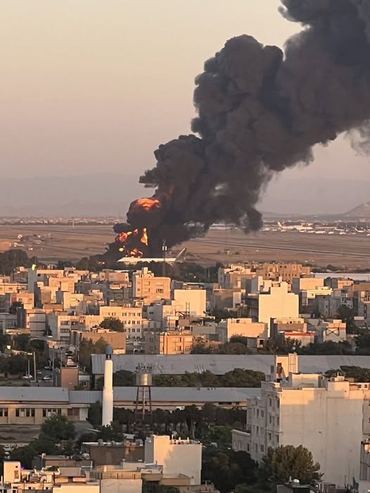 الجيش الإسرائيلي: استهدفنا طائرة تتزود بالوقود في مطار مشهد شمال شرقي إيران