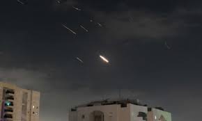 القوات المسلحة الإيرانية: لنا بنك أهداف شامل وعلى الإسرائيليين عدم السماح باستخدامهم دروعا بشرية