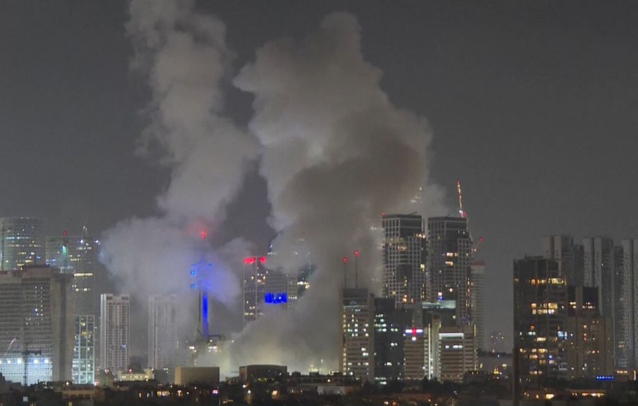 وكالة أنباء فارس: القوات الإيرانية تستهدف قاعدة ميرون الجوية شمالي إسرائيل