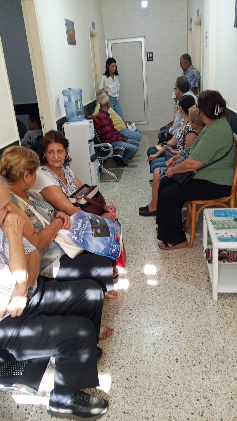 مسعد بين الأهالي  في صربا بيوم طبي مجاني