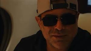 #وائل_كفوري بعد عطل في الطائرة: الله ستر... التأخير القسري