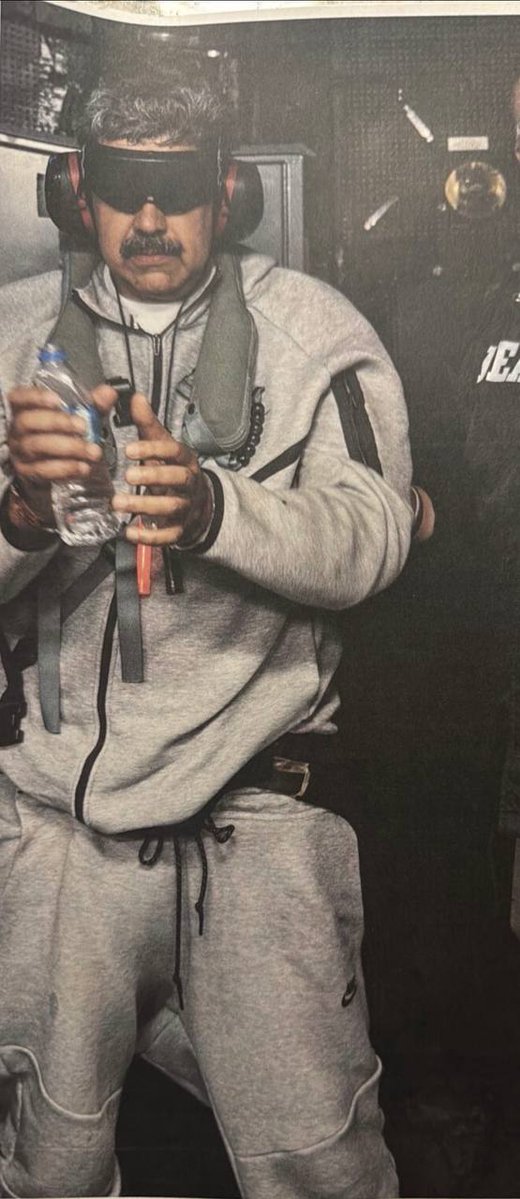 ترمب ينشر صورة لمادورو عقب اعتقاله على متن السفينة الحربية يو إس إس إيوا جيما