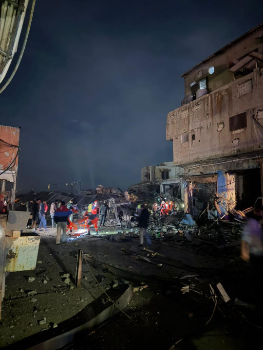 المشاهد من مكان الاستهداف قرب الغازية