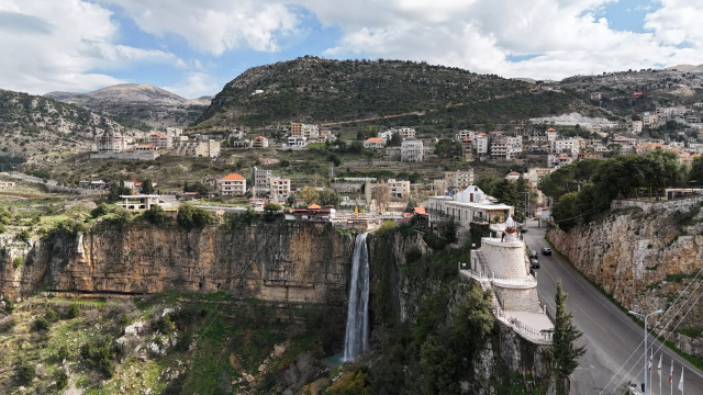 هل مدخل جزين ينتقل إلى الغرباء؟