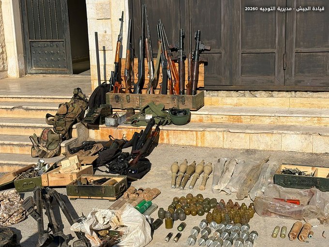 الجيش: توقيف مواطنين لاتجارهم بالأسلحة الحربية في القصر-الهرمل