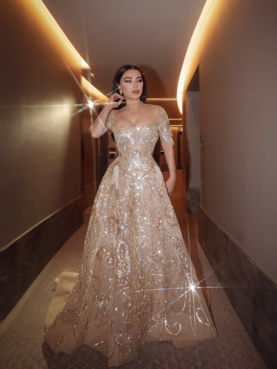 ماغي بو غصن بإطلالة من تصميم جورج حبيقة في حفل Joy Awards