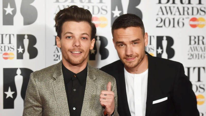 تحية لويس توملينسون لزميله الراحل ليام باين