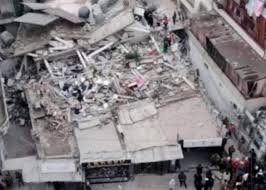 سحب جثة من تحت أنقاض المبنى المنهار في القبة