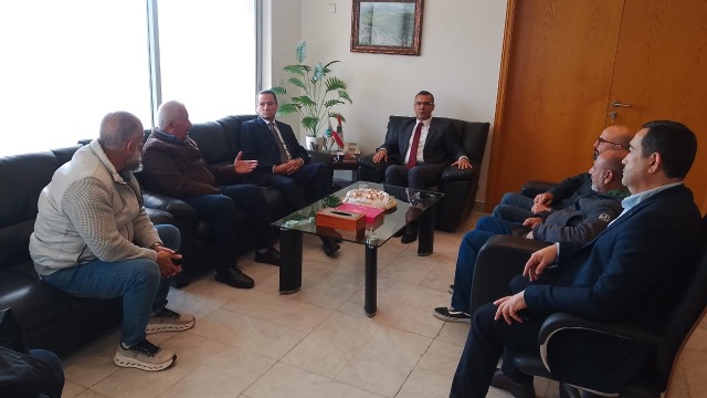 وزير الزراعة يبحث مع النائب فيصل الصايغ وتعاونيات صيادي الدالية ورأس بيروت سبل دعم قطاع الصيد البحري