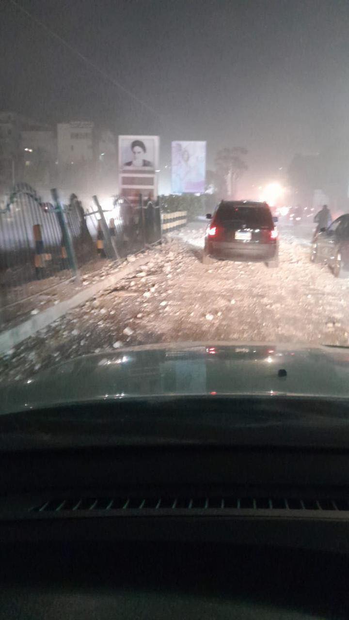 المشهد من طريق المطار القديمة