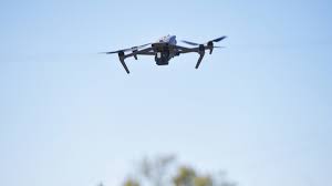 "القناة 12" الإسرائيلية: عملية مطاردة متواصلة لمسيّرة قادمة من لبنان اخترقت الأجواء في الجليل