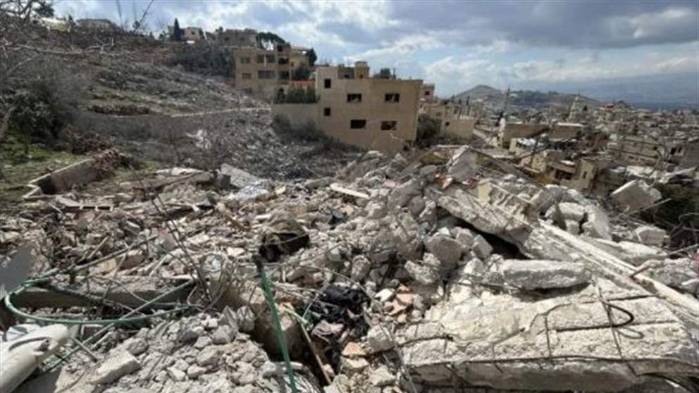 "هآرتس" عن مصدر مطلع: إسرائيل عازمة على حل مشكلة لبنان بنفسها ونزع سلاح حزب الله والقضاء عليه