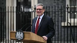 رئاسة الوزراء البريطانية: رئيس الوزراء بحث مع الرئيس الأميركي الوضع بالشرق الأوسط وأهمية إعادة فتح مضيق هرمز