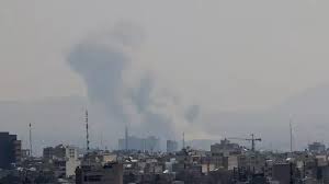 وسائل إعلام إيرانية: دوي انفجار بالقرب من مدينة بندر لنجة بمحافظة هرمزغان جنوبي البلاد