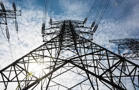 وزير الطاقة الإيراني: لدينا فائض في إنتاج الكهرباء ولا ينبغي للناس أن يقلقوا