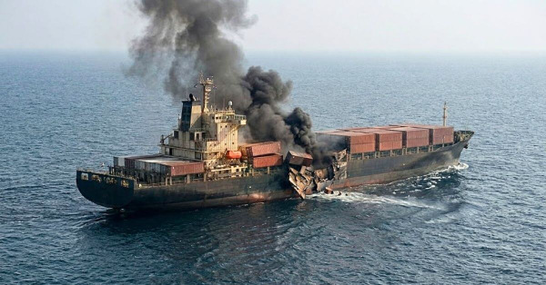 التايمز عن مسؤول دفاعي بريطاني: الخطة تتطلب مشاركة أميركية وستكون هناك حاجة لإزالة الألغام من مضيق هرمز