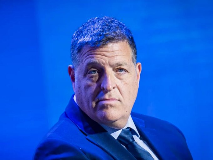 تدمير قدراتهم العسكرية حتى يعودوا إلى العصر الحجري... مستشار نتنياهو: إيران دائمًا تكذب