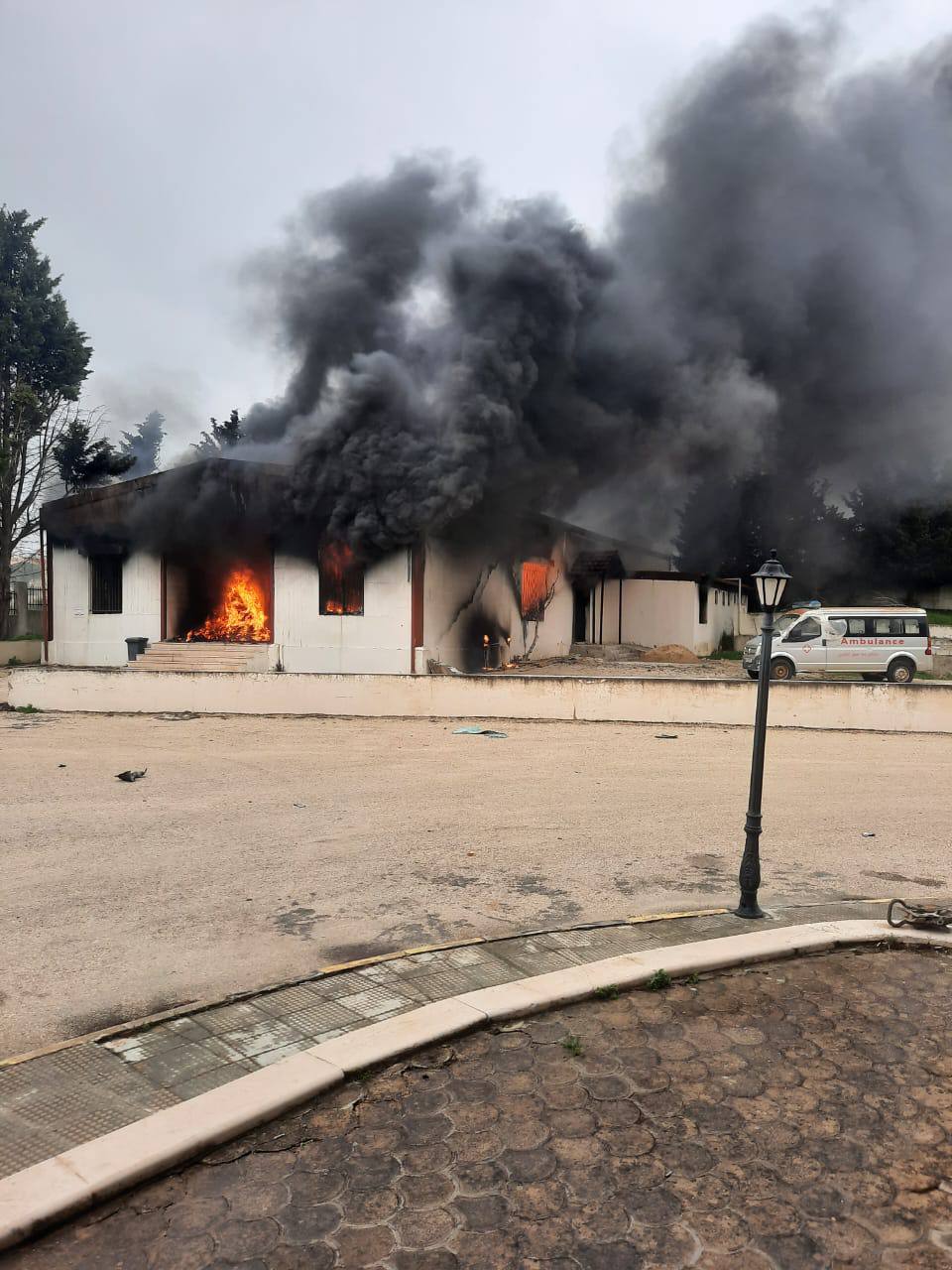 استهداف نقطة الهيئة الصحية في بنت جبيل