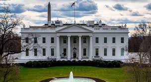 البيت الأبيض: بقايا النظام في إيران يميلون إلى التفاوض