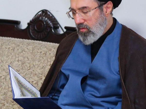 خامنئي: لفتنا في رسالة الشيخ نعيم قاسم مشاعر الحب والوفاء التي عبّر عنها مجاهدو حزب الله