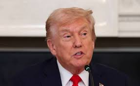 هيئة البث: إسرائيل تخشى أن يعلن ترامب بشكل مفاجئ نضوج المفاوضات