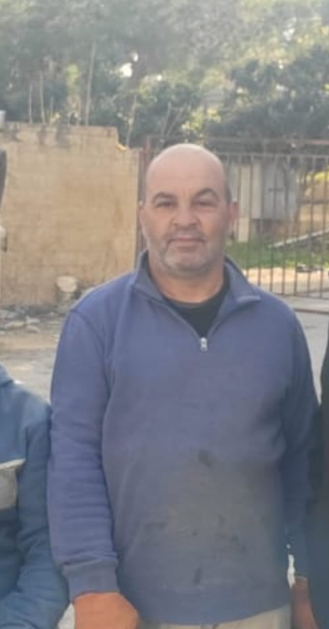 استشهاد برنار الحج ابن طمبوريت بعد استهداف دراجته النارية في الحمادية محيط صور