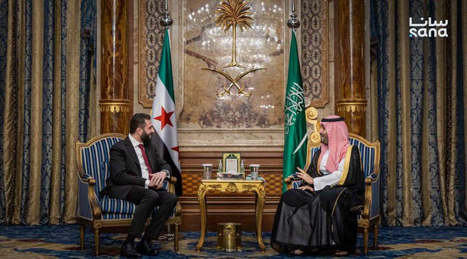 الشرع: ناقشت مع الأمير محمد بن سلمان تطورات الوضع الإقليمي وانعكاساته على أمن المنطقة كما بحثنا في تعزيز التعاون وتعزيز الشراكات الاقتصادية والاستثمارية