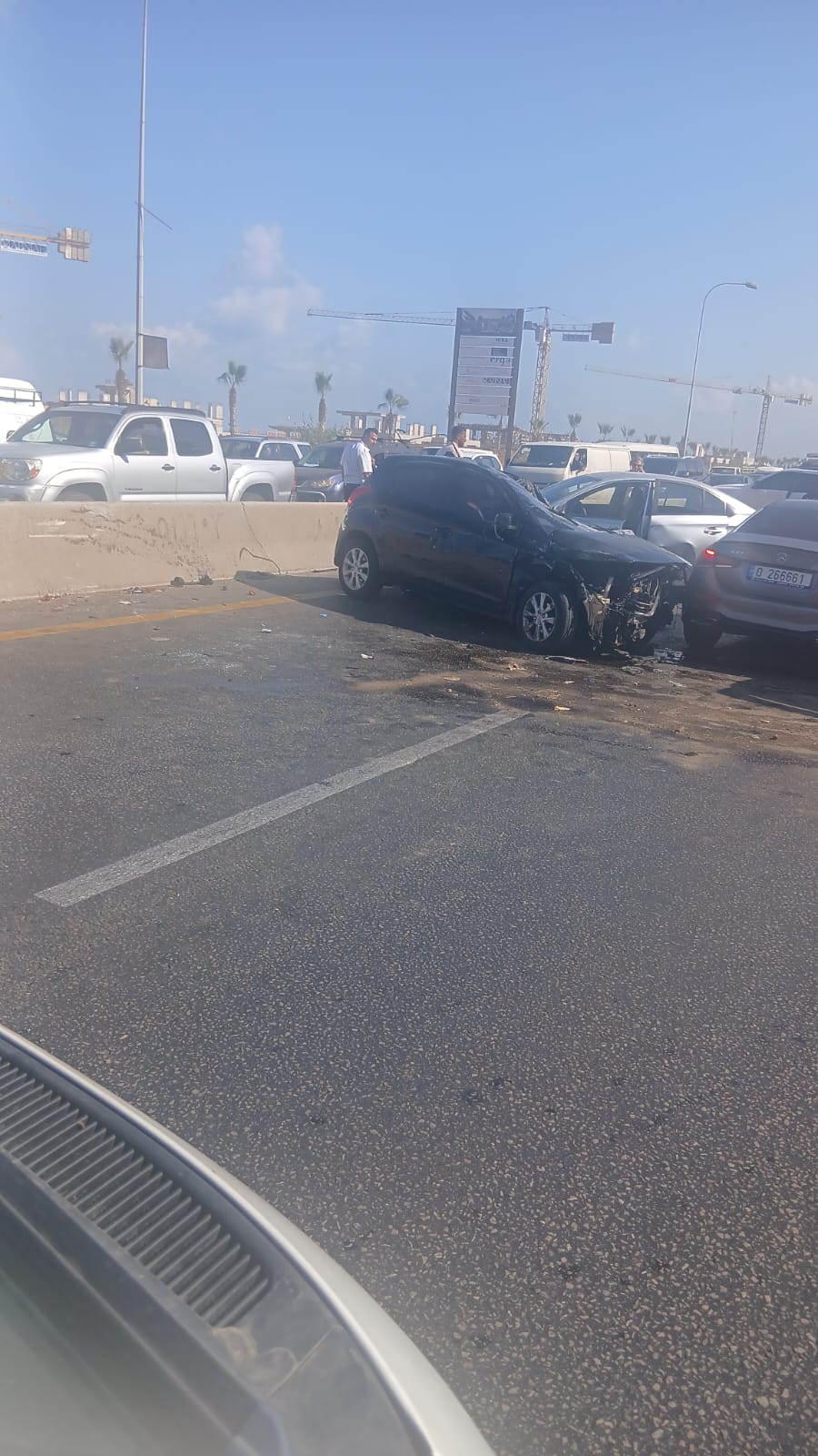 حادث سير على أوتوستراد الناعمة بين عدد من السيارات باتجاه بيروت