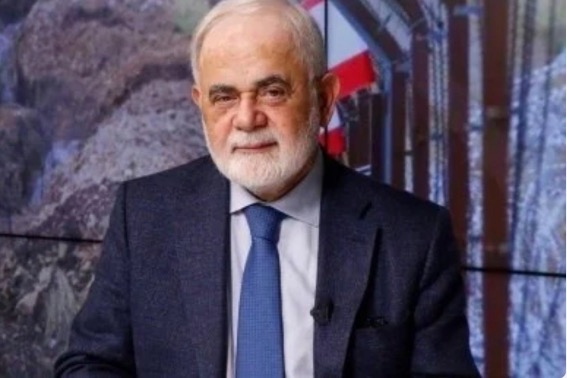 يلّي وزعوا المناشير هني شباب التيار… أبو زيد ردا على سعيد الأسمر: يلّي فيه مسلّة تحت باطو بتنعرو.